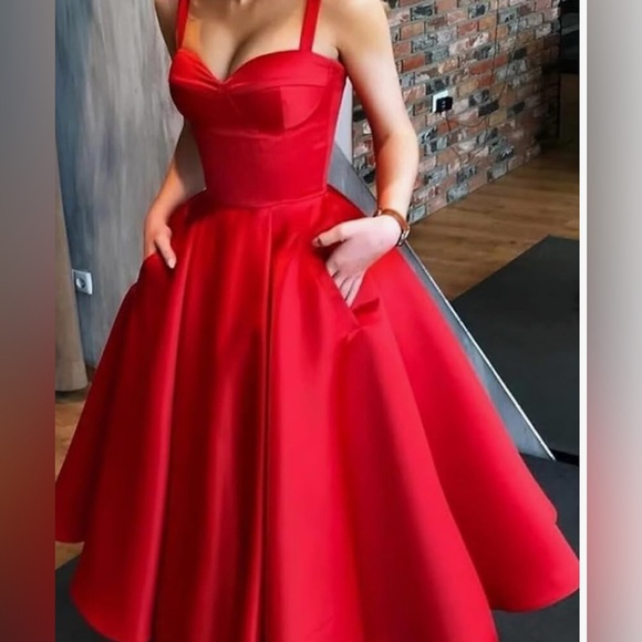 A Line Short Cocktail Party Gown with Pockets Sleeveless Tea Length Prom Dress - Picture 3 of 7